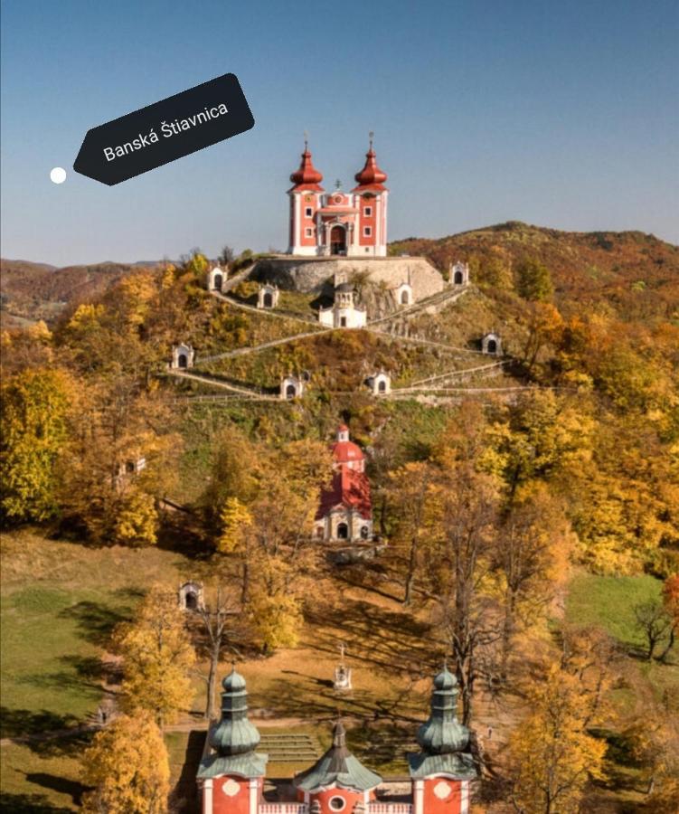 Apartmany Podlavice Банска-Бистрица Экстерьер фото