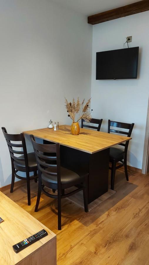 Apartmany Podlavice Банска-Бистрица Экстерьер фото