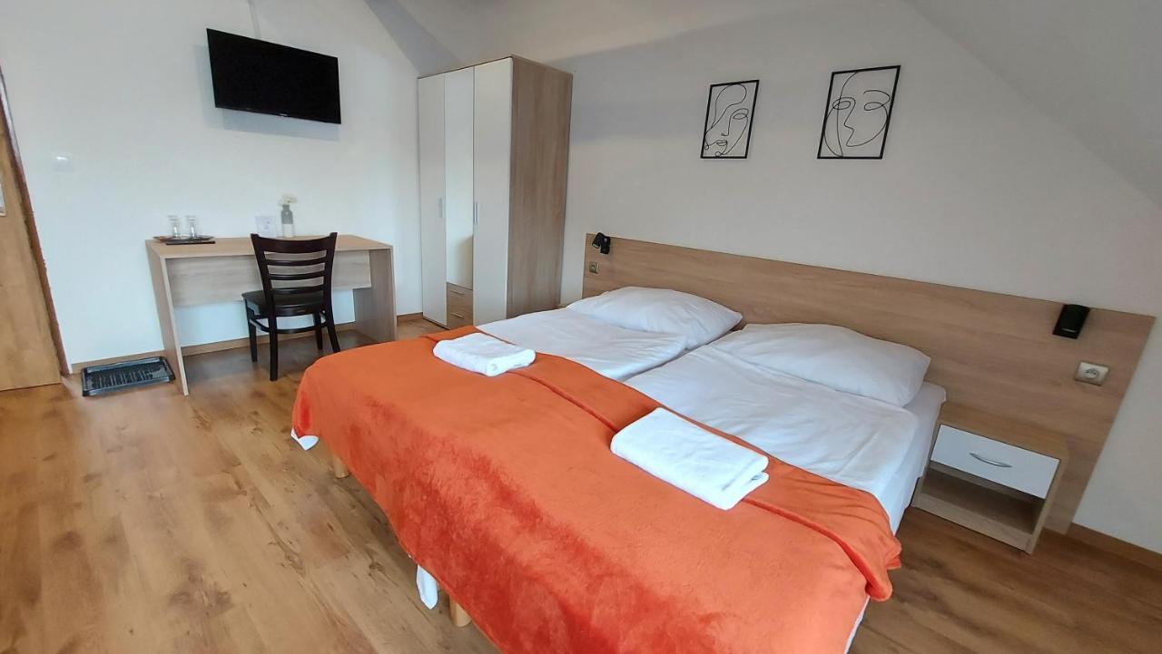 Apartmany Podlavice Банска-Бистрица Экстерьер фото
